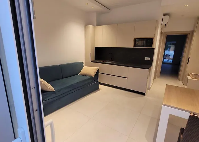 度假居 Punta Prosciutto 切萨雷奥港