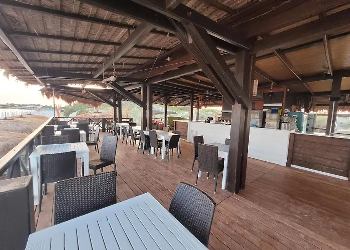 Punta Prosciutto 切萨雷奥港